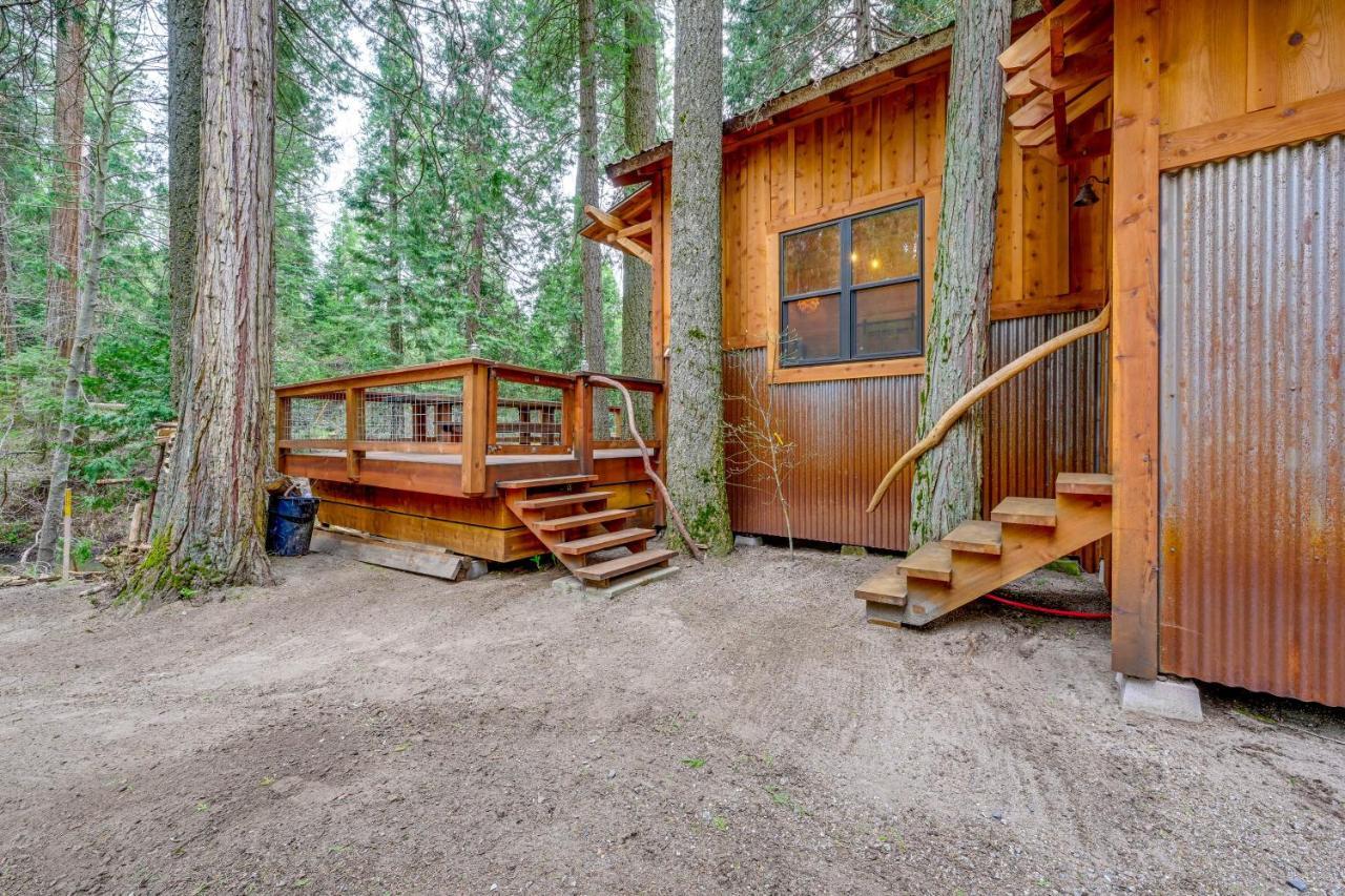 Enchanting Creekside Cabin Near Kings Canyon Park! Badger Екстер'єр фото